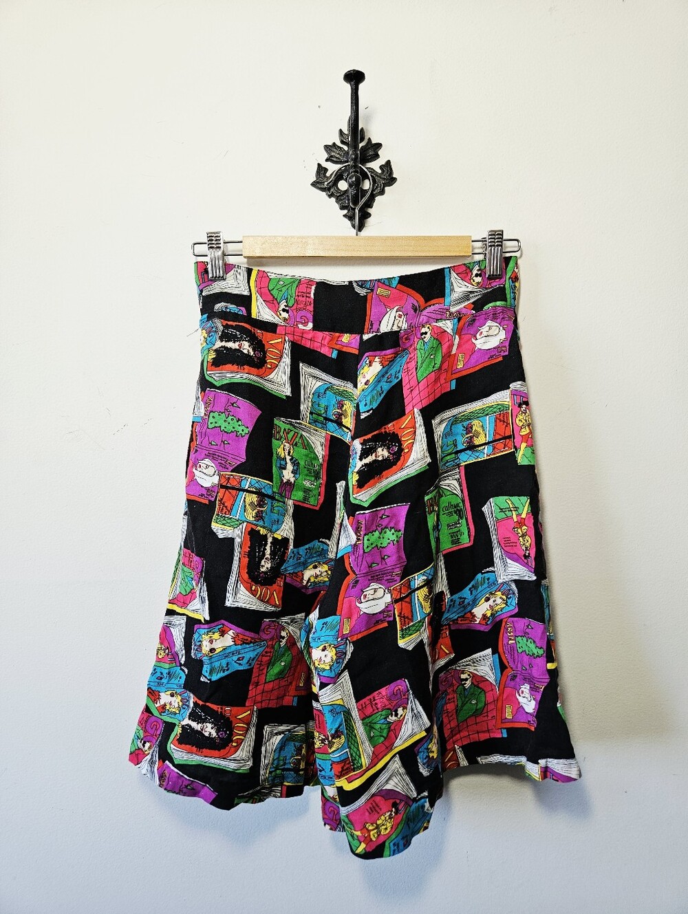 Vintage 80s Two Roads Pop Art Shorts Size M High Rise Flowy Colorful Vogue - Picture 3 of 6